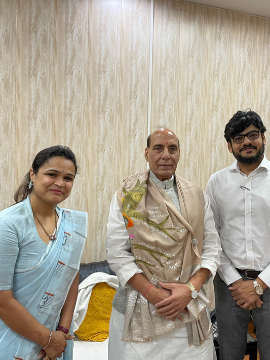 Muffler Depciting Life Journey of Defence Minister Shri Rajnath Singhji